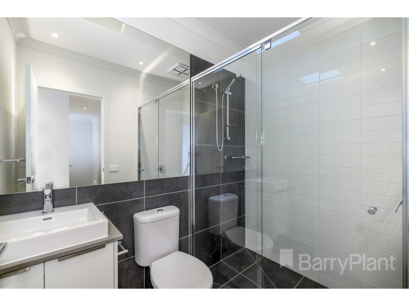 7 Floss Court, Keysborough VIC 3173