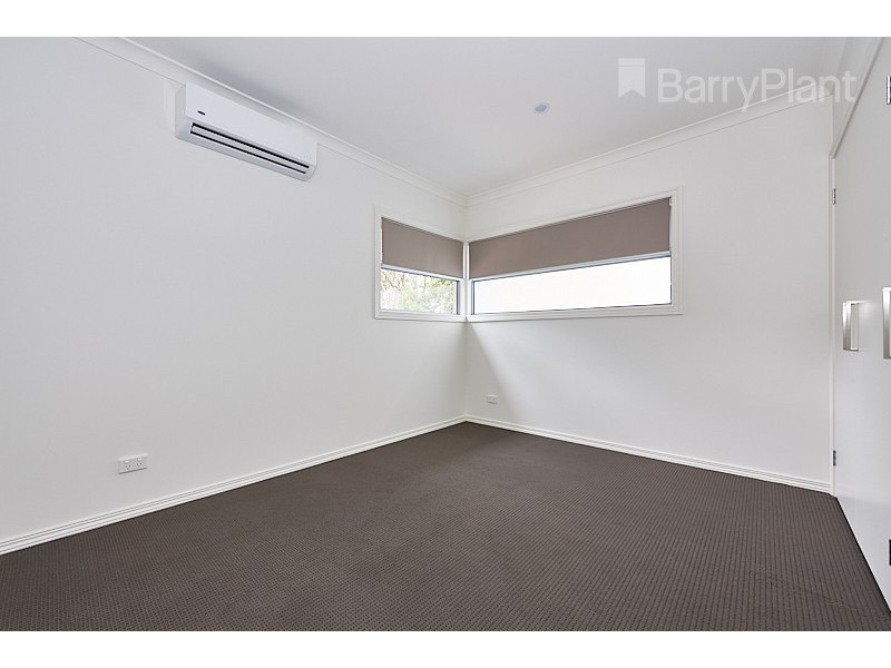 2/3 Nockolds Cres, Noble Park VIC 3174
