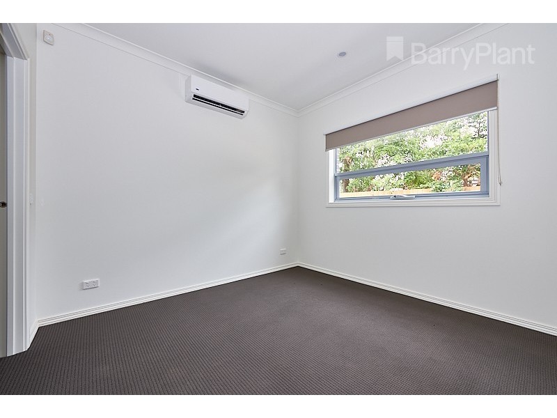 2/3 Nockolds Cres, Noble Park VIC 3174