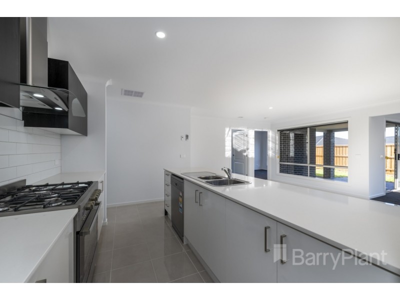 22 Earhart Street, Pakenham VIC 3810