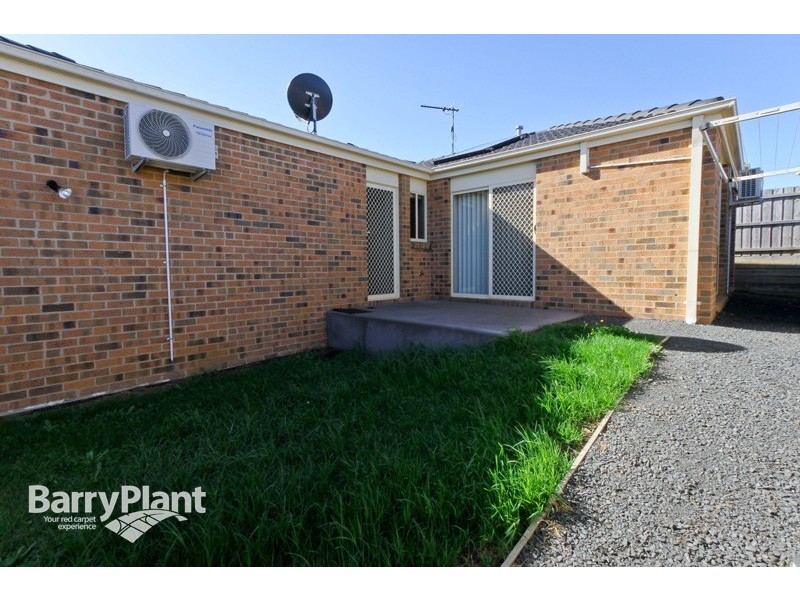 12/18 Ben Drive, Pakenham VIC 3810