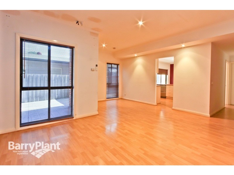 2/31 Ambrie Crescent, Noble Park VIC 3174