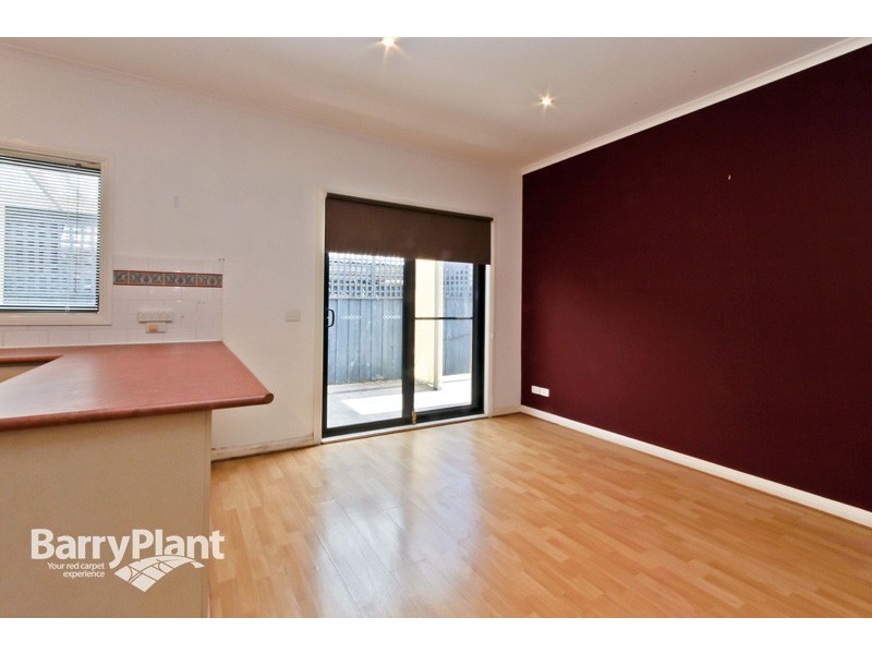 2/31 Ambrie Crescent, Noble Park VIC 3174