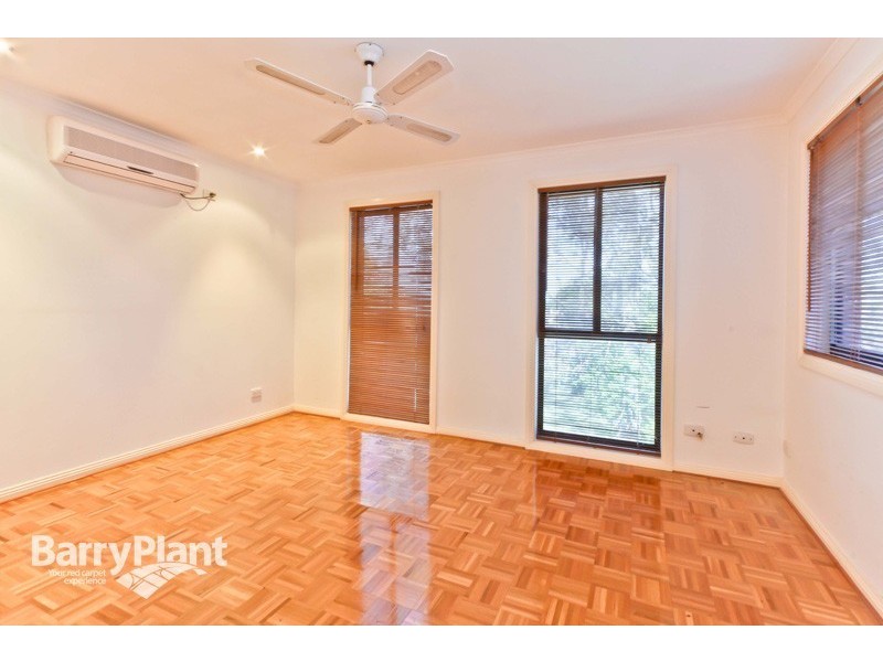 2/31 Ambrie Crescent, Noble Park VIC 3174