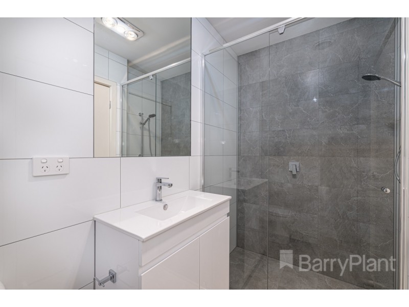 2/14 Elmhurst Street, Noble Park North VIC 3174