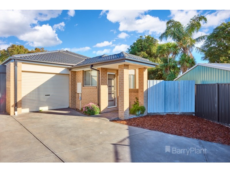 2/6 Clay Crt, Dandenong North VIC 3175