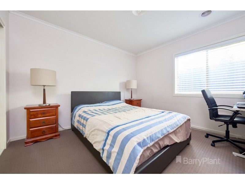 2/6 Clay Crt, Dandenong North VIC 3175