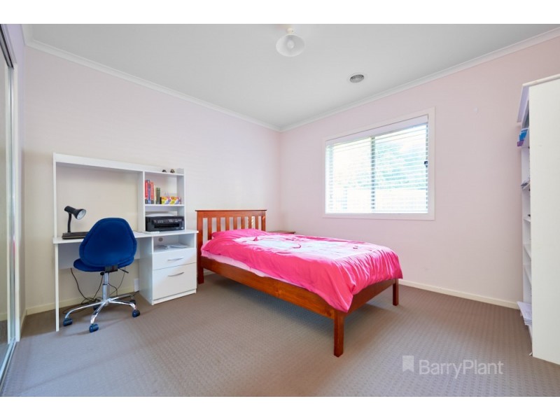 2/6 Clay Crt, Dandenong North VIC 3175
