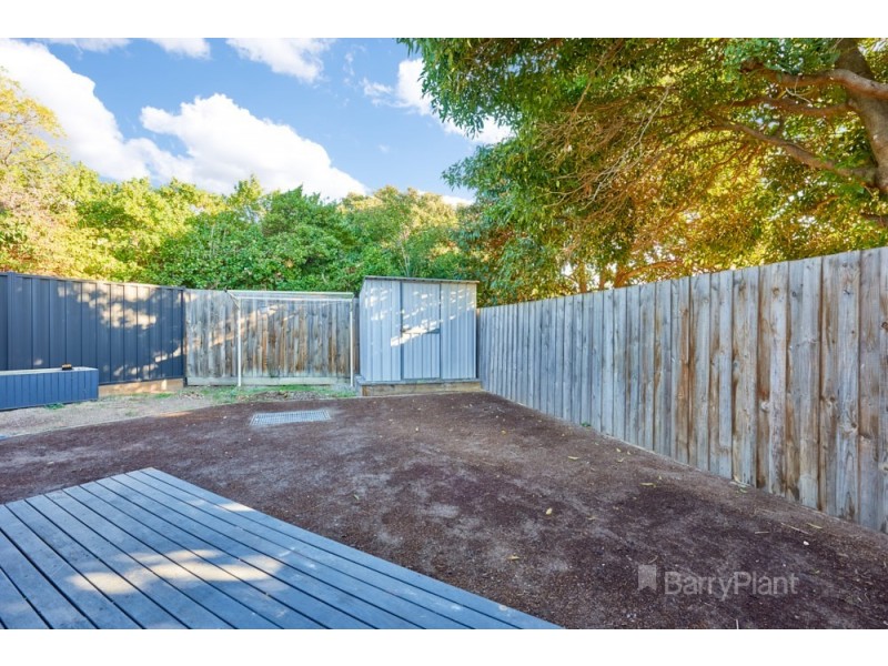 2/6 Clay Crt, Dandenong North VIC 3175