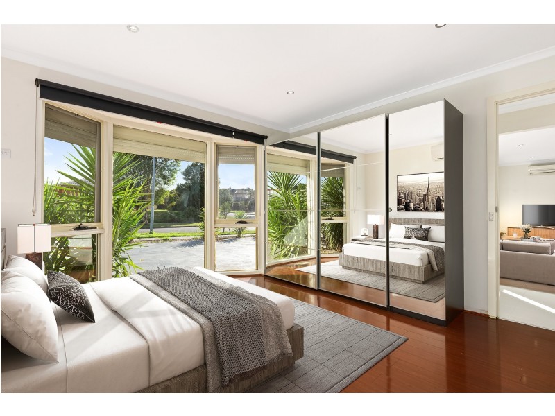 2 Weeden Crescent, Hallam VIC 3803