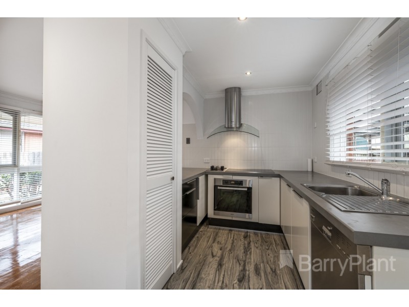 2 Livonia Place, Dandenong North VIC 3175