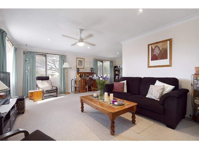 8 Towong St, Dandenong North VIC 3175