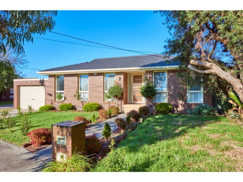 30 Cheviot Road, Keysborough VIC 3173