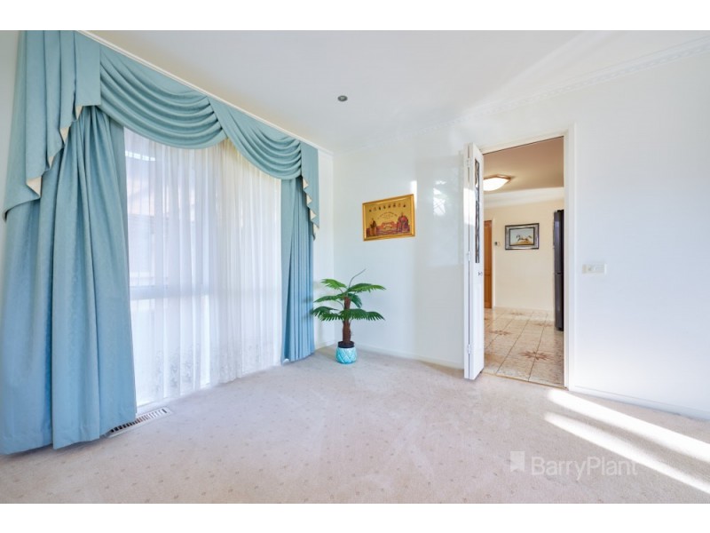 30 Cheviot Road, Keysborough VIC 3173