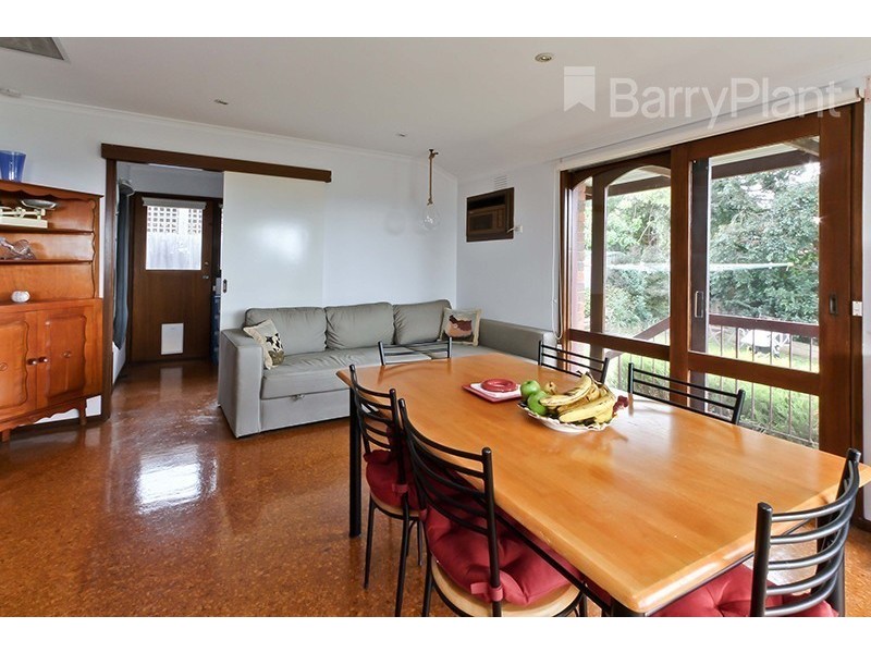 15 Peckover Court, Endeavour Hills VIC 3802