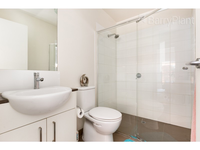 2/3 Close Avenue, Dandenong VIC 3175