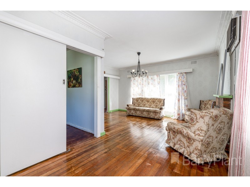 3 Joan Crt, Noble Park North VIC 3174