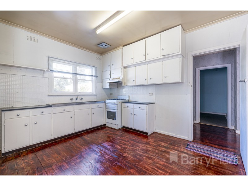 3 Joan Crt, Noble Park North VIC 3174