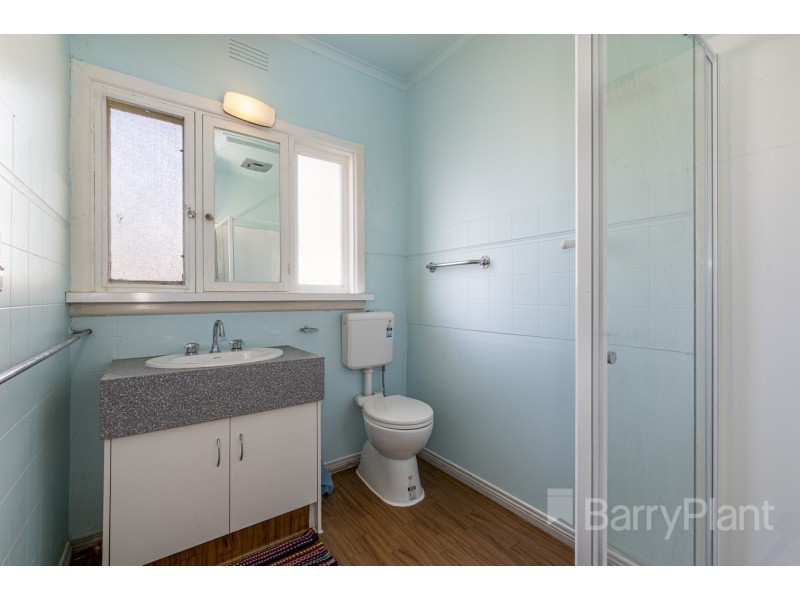 3 Joan Crt, Noble Park North VIC 3174