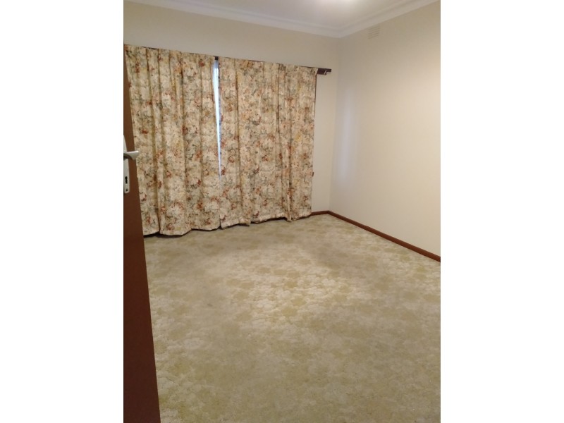 30 Gloria Avenue, Dandenong North VIC 3175