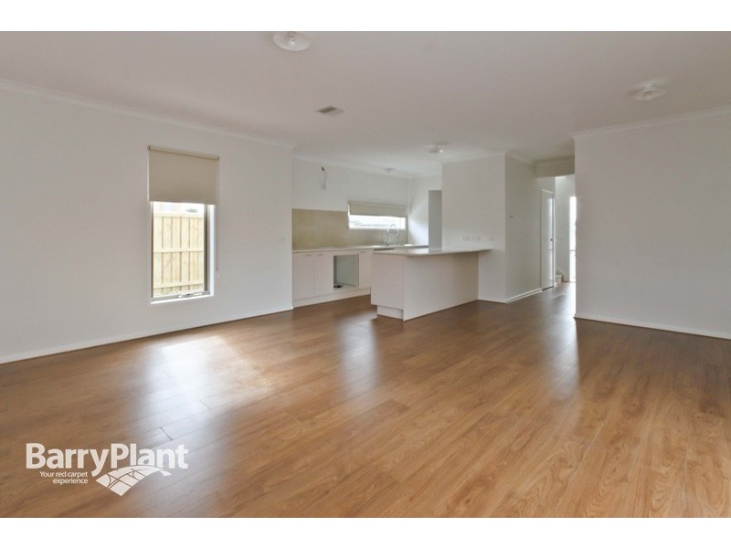 41 Red Brush Drive, Keysborough VIC 3173