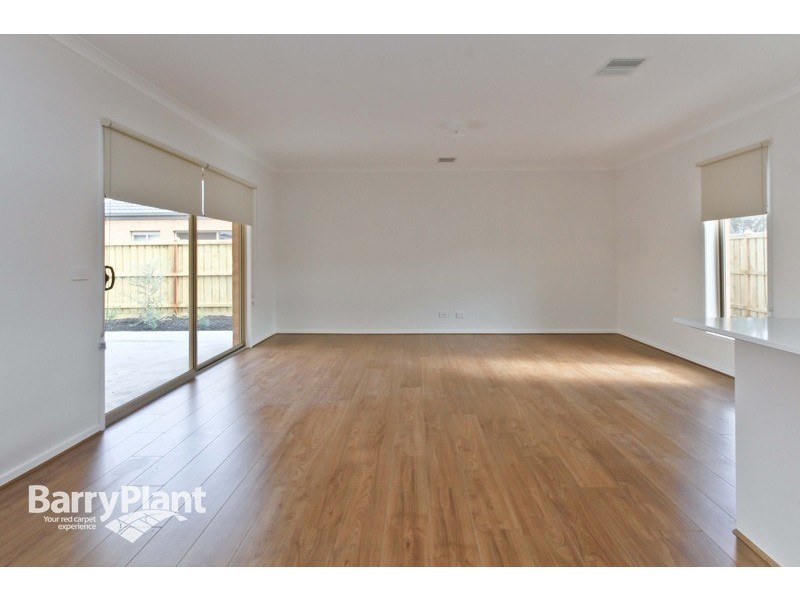 41 Red Brush Drive, Keysborough VIC 3173