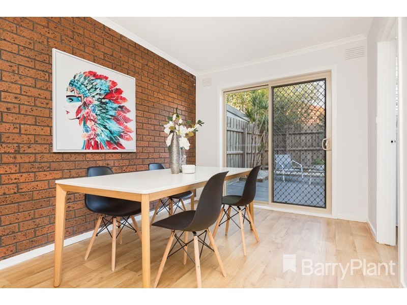 37 Oakwood Drive, Keysborough VIC 3173