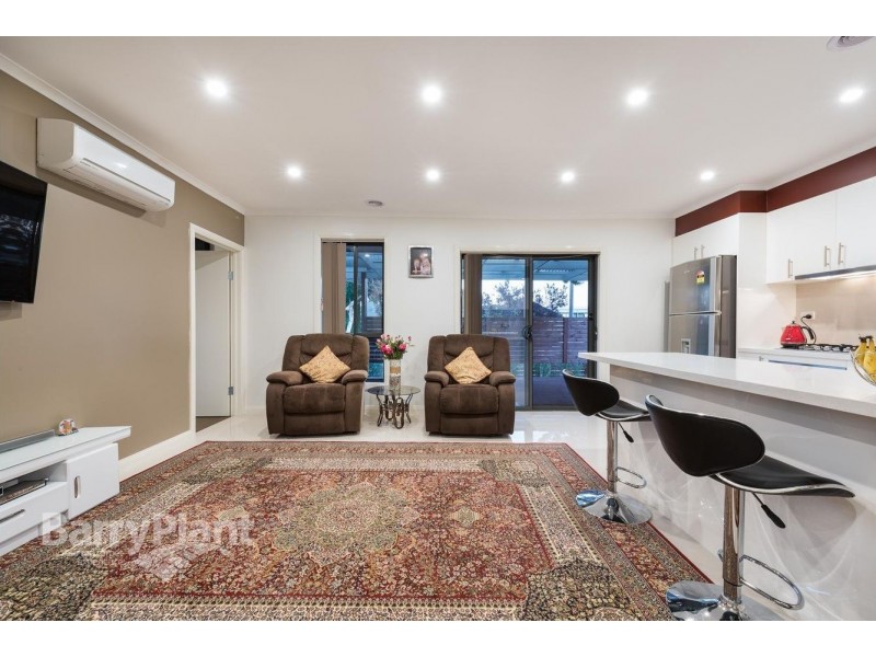 70 Hughes Crescent, Dandenong North VIC 3175