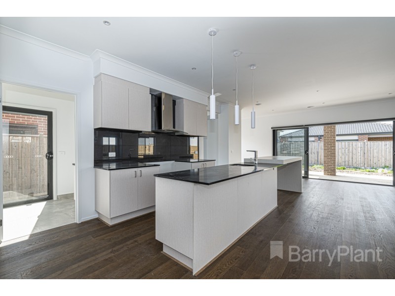 28 Pebble Avenue, Lyndhurst VIC 3975