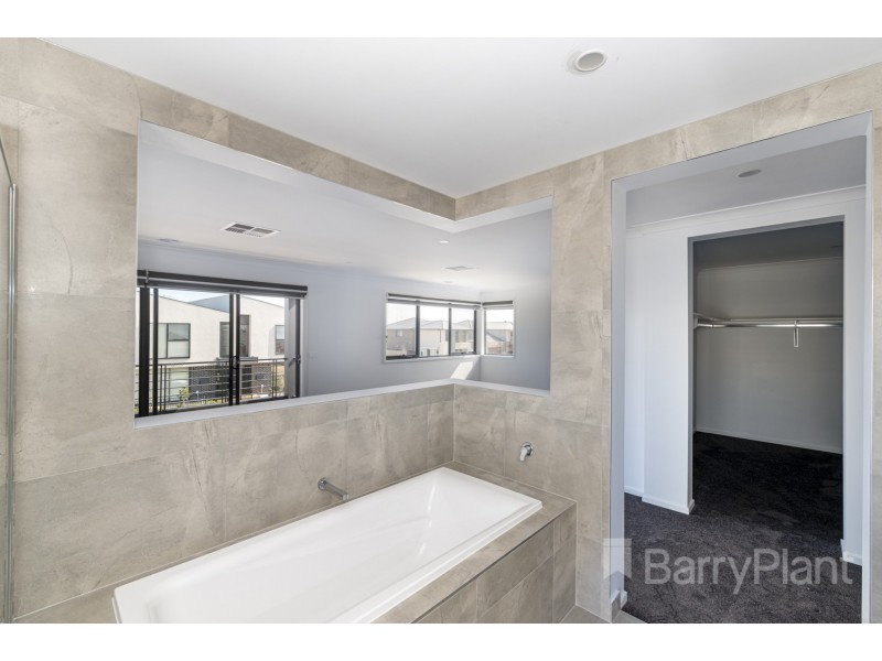 28 Pebble Avenue, Lyndhurst VIC 3975