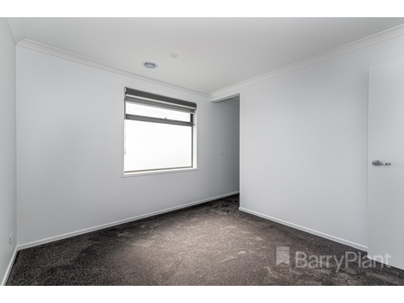 28 Pebble Avenue, Lyndhurst VIC 3975