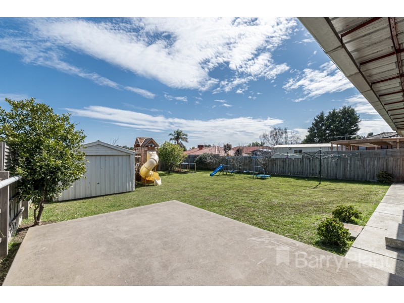 11 Jessica Drive, Hampton Park VIC 3976
