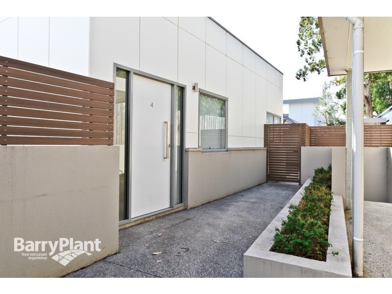 4/7 Heath Avenue, Oakleigh VIC 3166