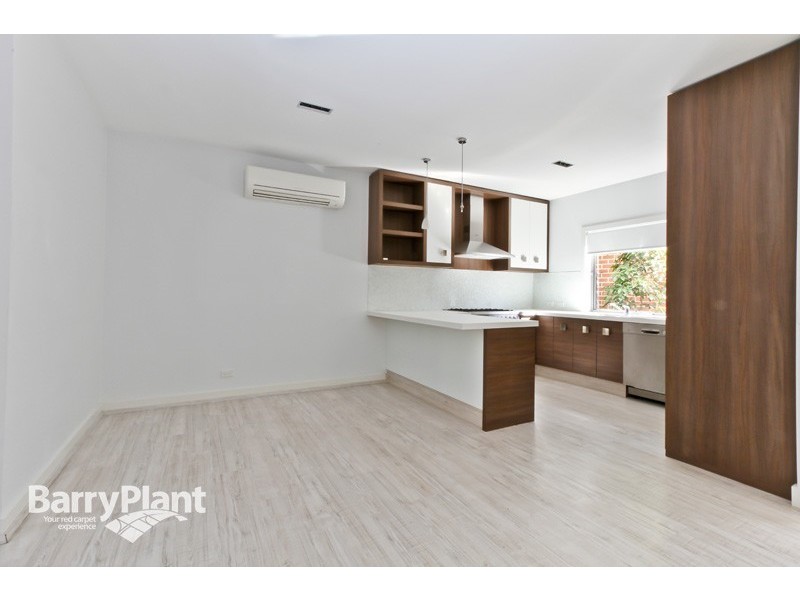 4/7 Heath Avenue, Oakleigh VIC 3166