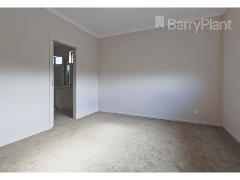 12 Petunia Drive, Keysborough VIC 3173