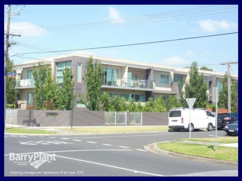 14/8 St James Ave, Springvale VIC 3171