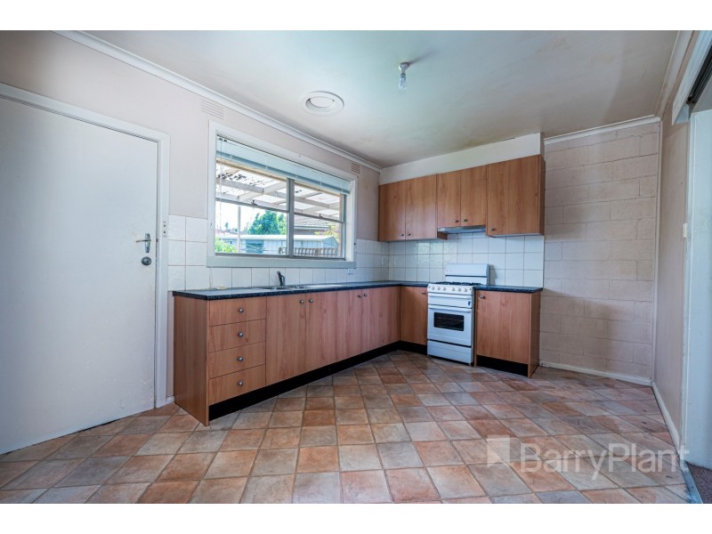 33a Kingswood Cres, Noble Park North VIC 3174