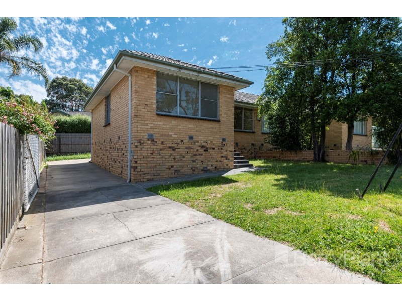 33a Kingswood Cres, Noble Park North VIC 3174