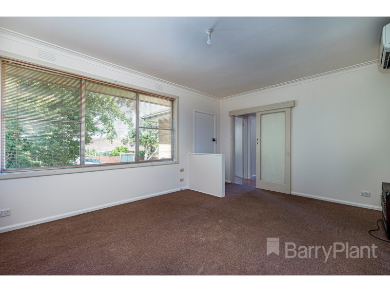 33a Kingswood Cres, Noble Park North VIC 3174