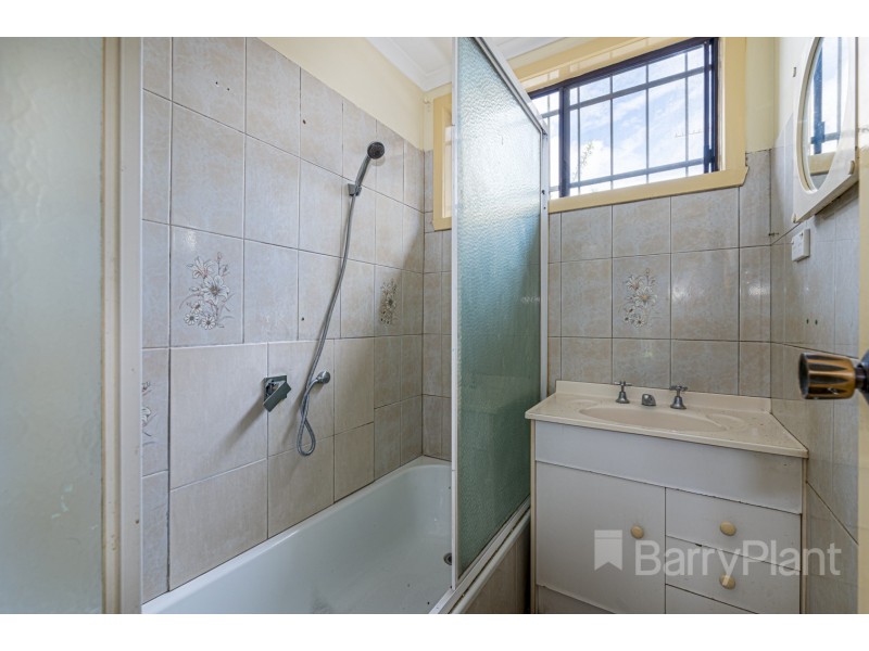 24 Edmond Street, Springvale VIC 3171