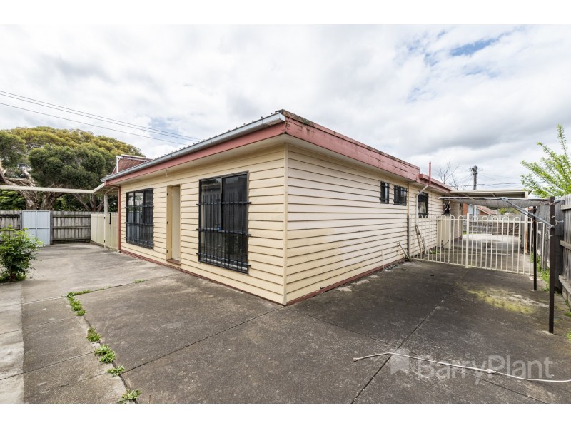 24 Edmond Street, Springvale VIC 3171