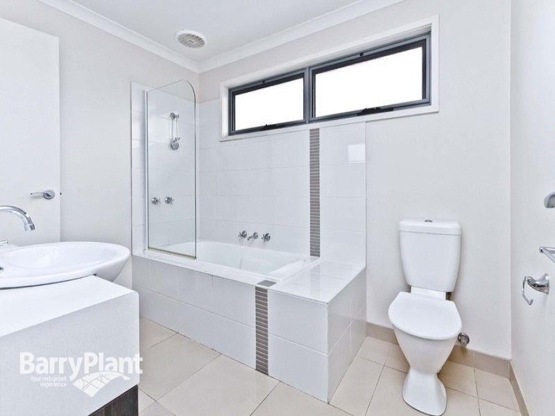 1/15A Newcomen Road, Springvale VIC 3171