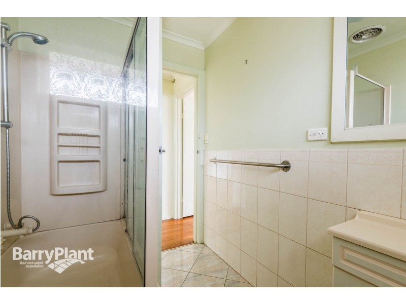 9 Warwick Court, Dandenong North VIC 3175