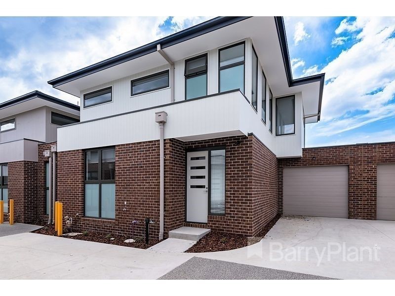 10 Perissos Place, Keysborough VIC 3173