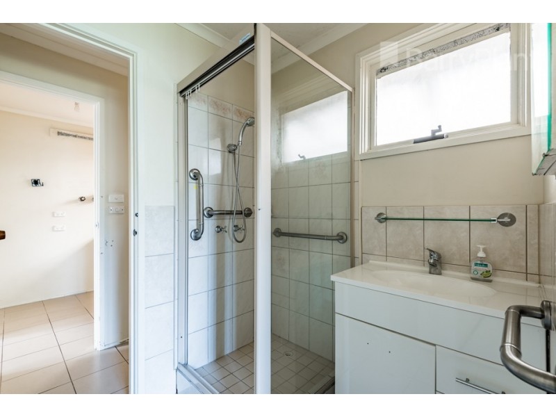 300 Princes Hwy, Narre Warren VIC 3805