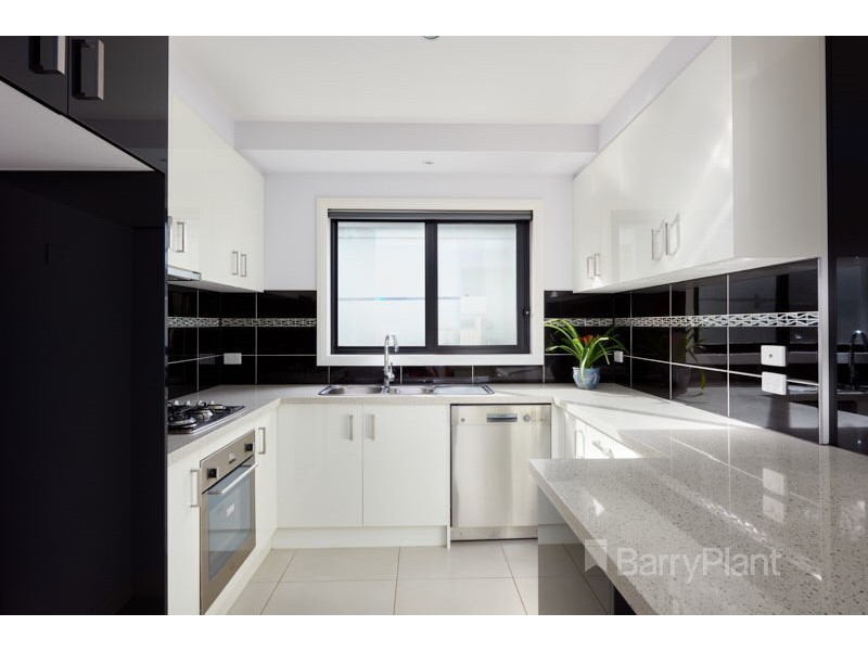 1/5 Athol Road, Noble Park VIC 3174