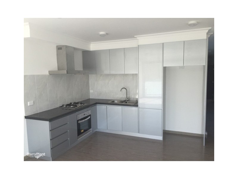 1/10 Llewellyn Place, Eumemmerring VIC 3177