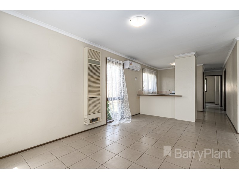 25 Insignia Crescent, Berwick VIC 3806