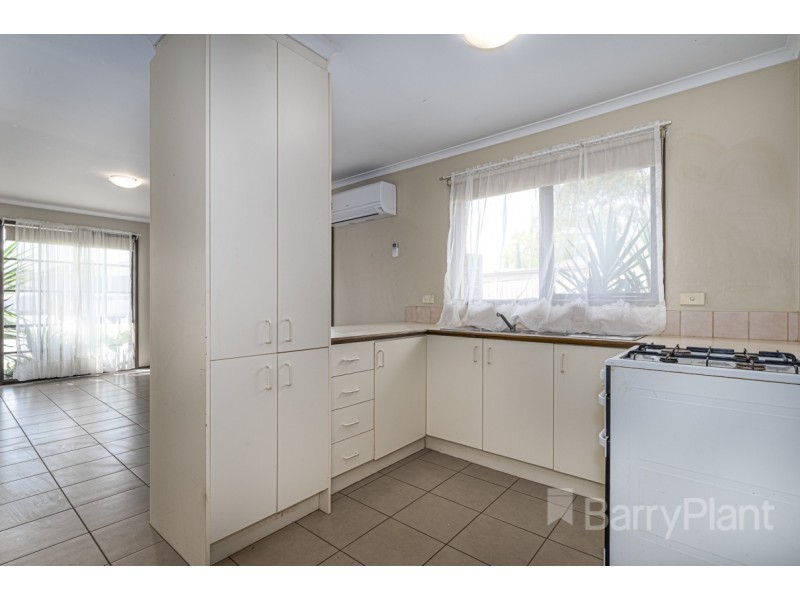 25 Insignia Crescent, Berwick VIC 3806