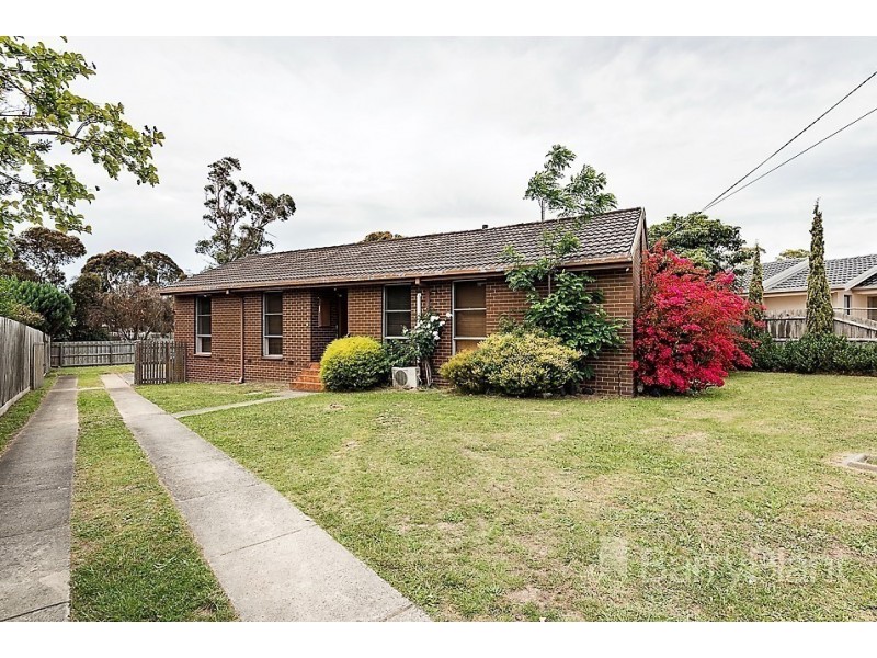 32 Green Valley Crescent, Hampton Park VIC 3976